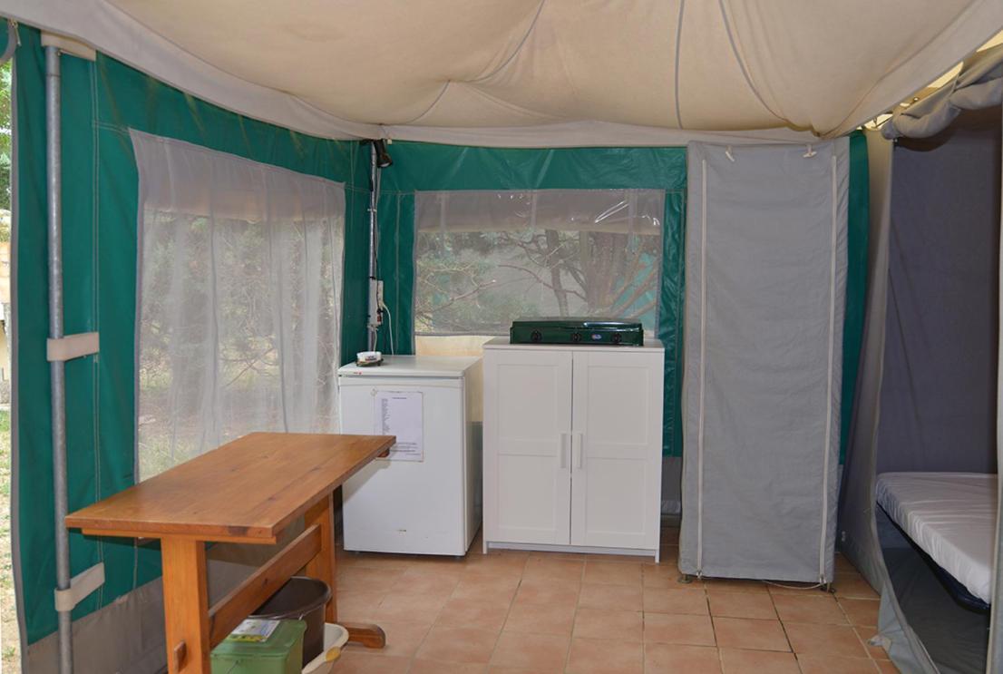 Camping La Rouviere Les Pins Vagnas Buitenkant foto