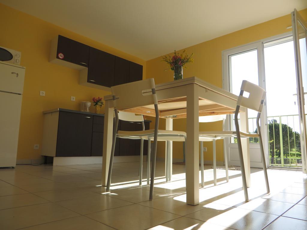 Camping La Rouviere Les Pins Vagnas Kamer foto