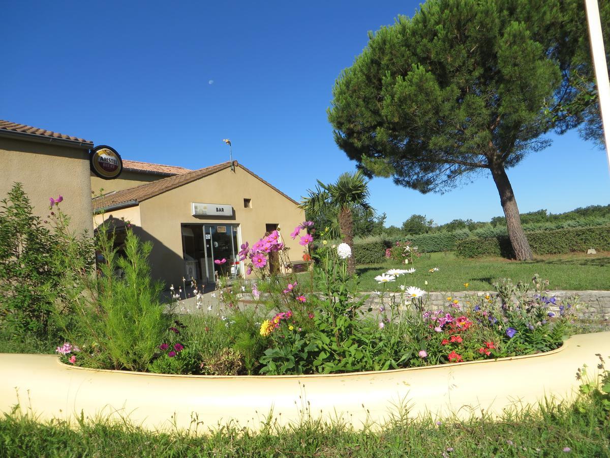 Camping La Rouviere Les Pins Vagnas Buitenkant foto